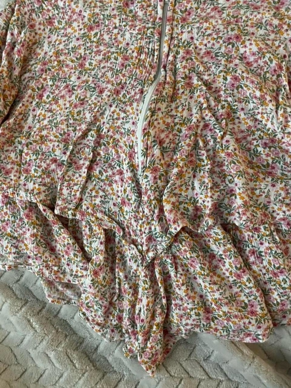 Altar'd State Pink Multi Floral Ruffle Shorts - Picture 2 of 4